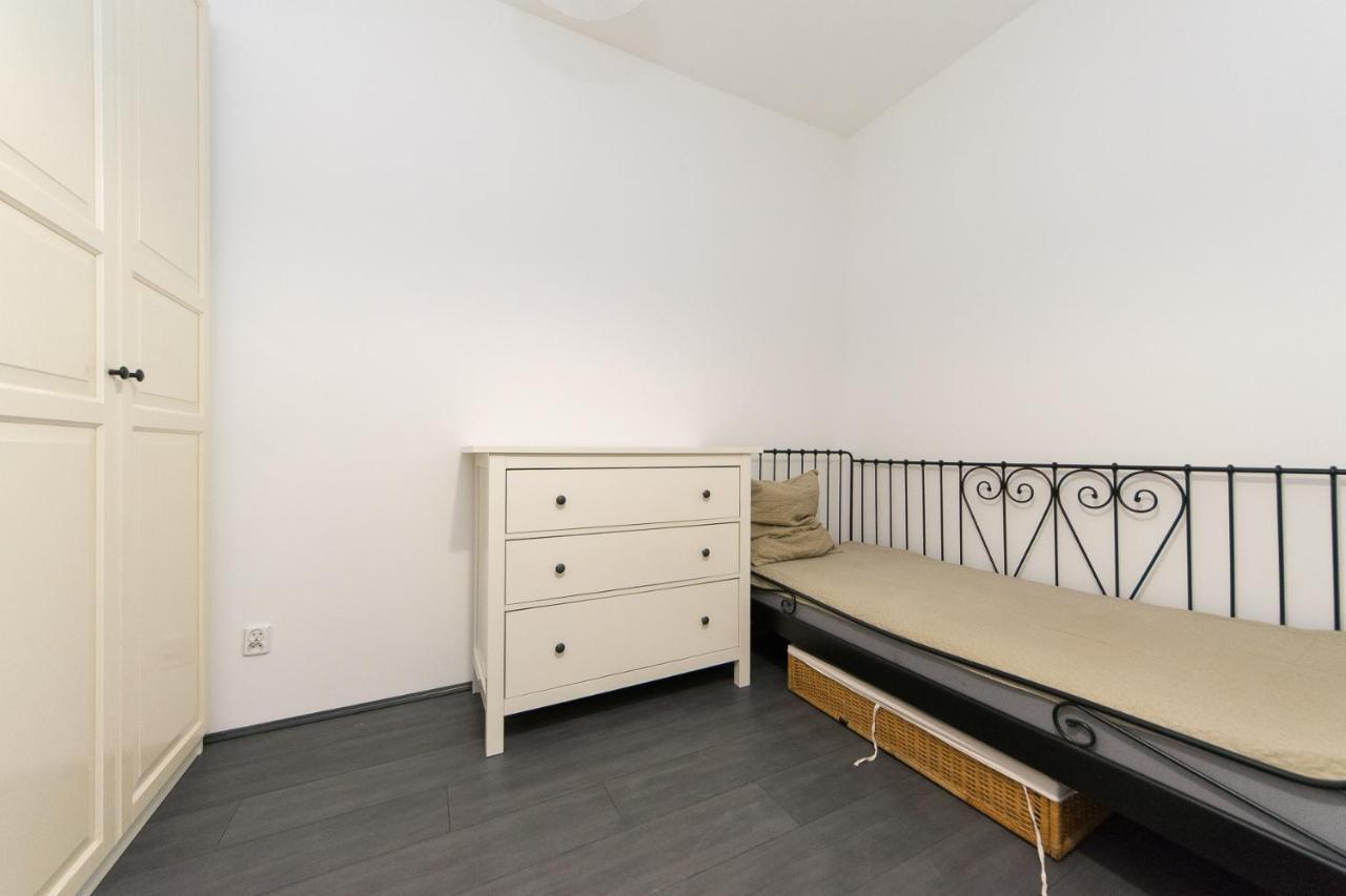 2-bedroom In Strict Center P4you Pl Apartment Krakow